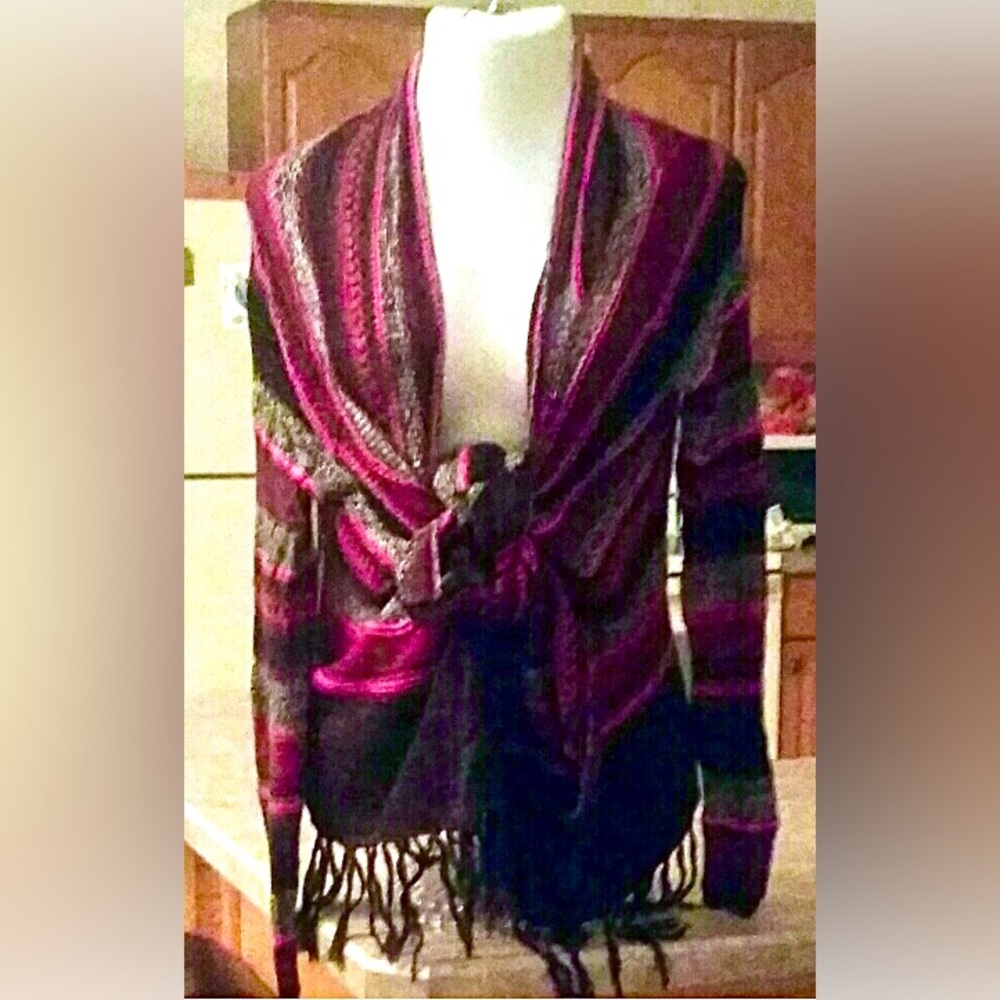 Billabong size large cardigan